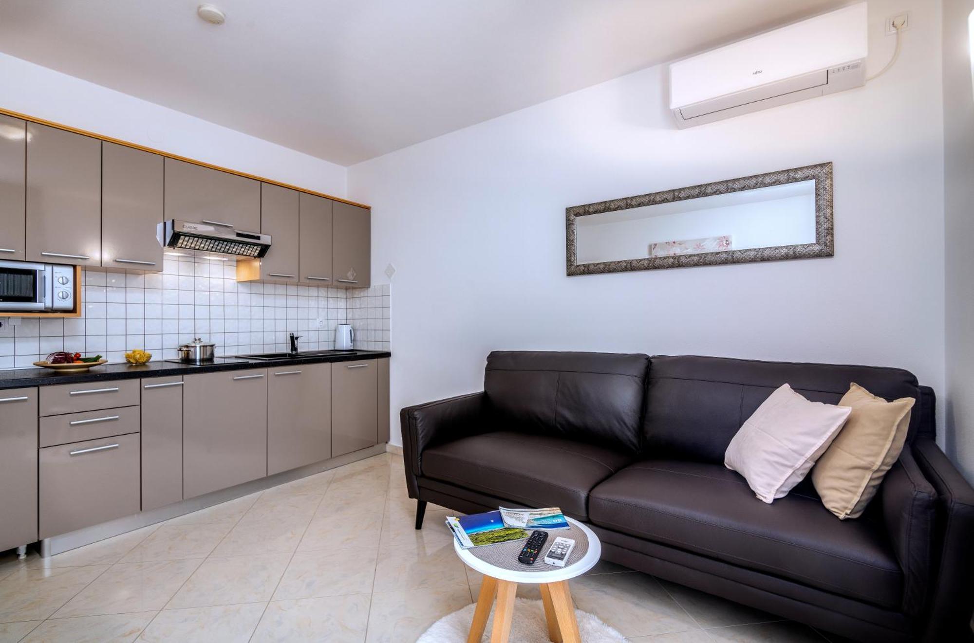 Apartments Kvarner 2 มาลินสกา ภายนอก รูปภาพ