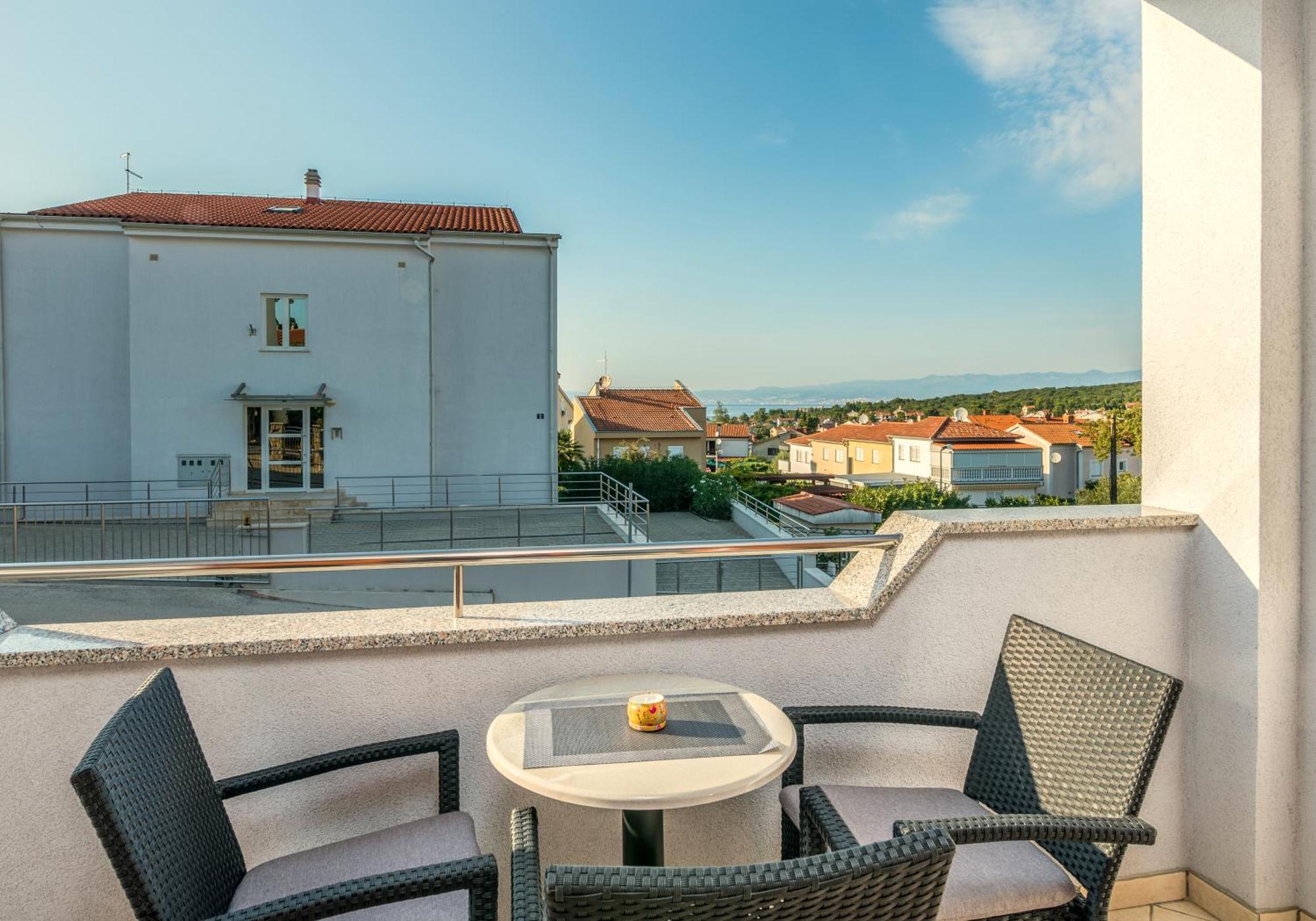 Apartments Kvarner 2 มาลินสกา ภายนอก รูปภาพ