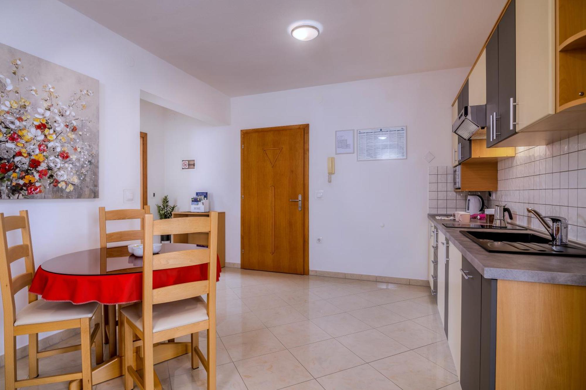 Apartments Kvarner 2 มาลินสกา ภายนอก รูปภาพ