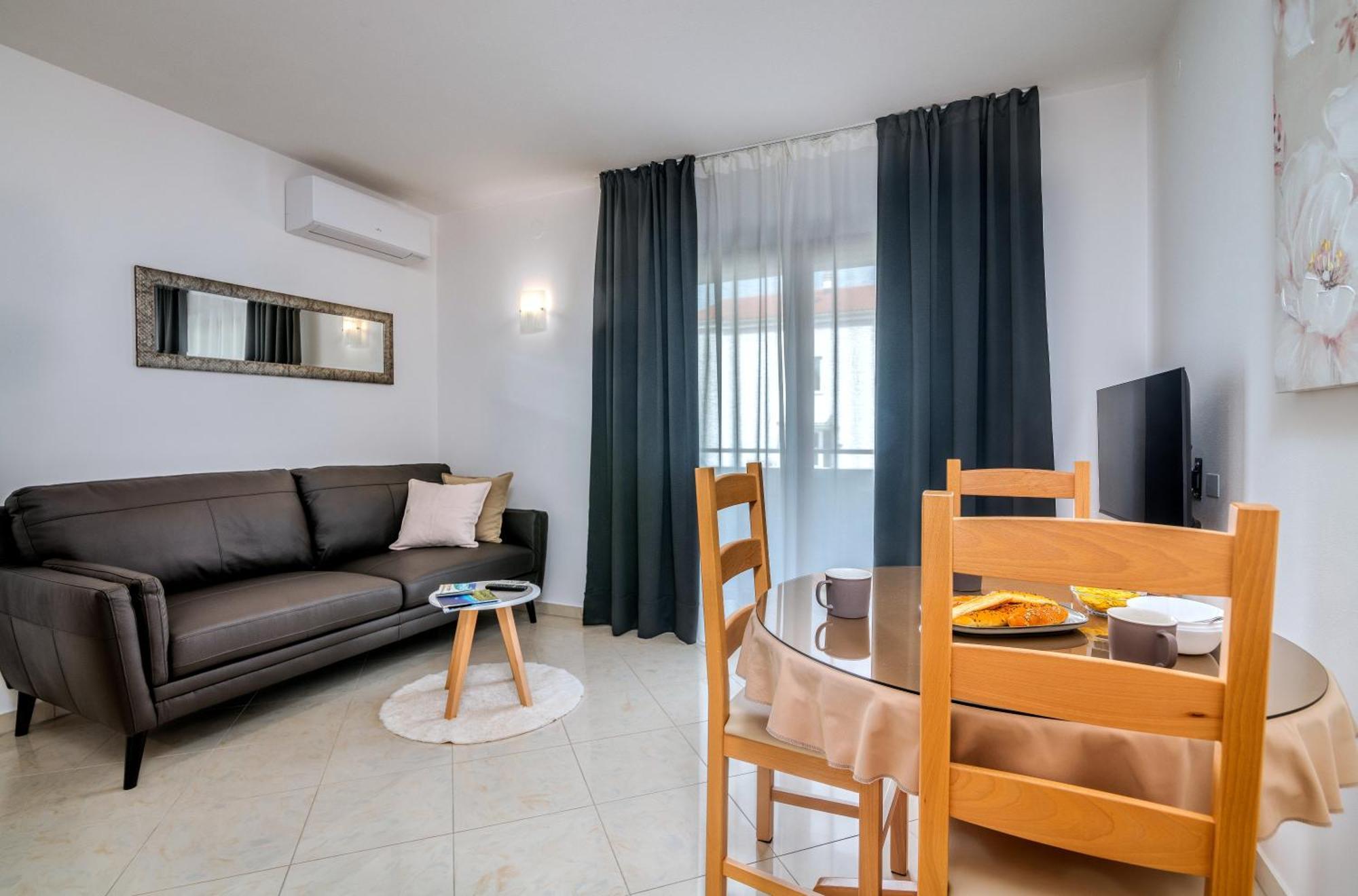 Apartments Kvarner 2 มาลินสกา ภายนอก รูปภาพ