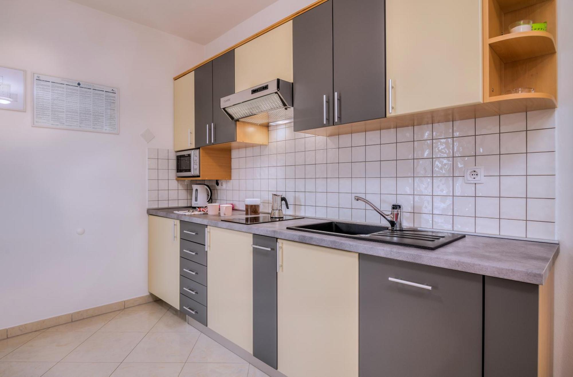 Apartments Kvarner 2 มาลินสกา ภายนอก รูปภาพ