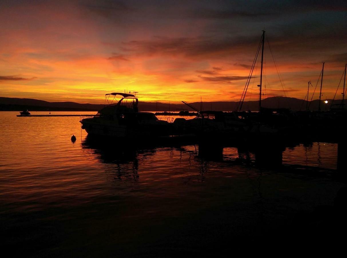 Apartments Kvarner 2 มาลินสกา ภายนอก รูปภาพ